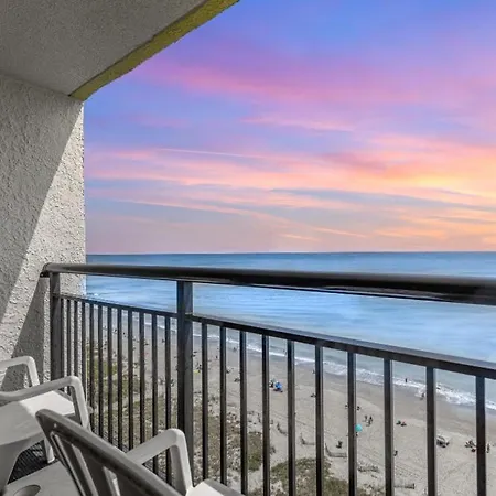 Cozy 1 Bedroom Condo- Immaculate Oceanfront Views- Monterey Bay 1617